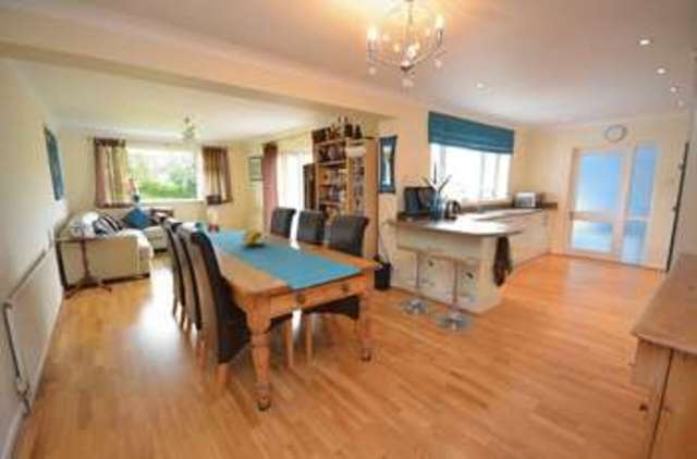  Image of 3 bedroom Bungalow for sale in Barnfield Close Galmpton Brixham TQ5 at Barnfield Close Galmpton Brixham, TQ5 0LY