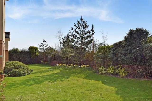  Image of 1 bedroom Retirement Property for sale in Barnham Road Barnham Bognor Regis PO22 at Barnham West Sussex Barnham, PO22 0DY