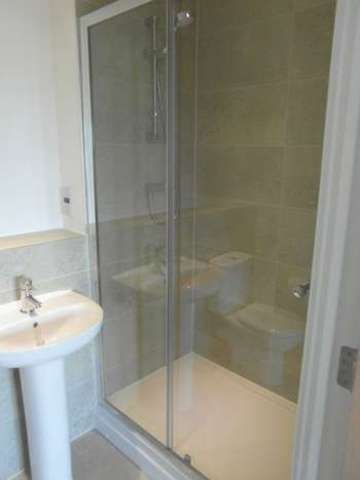  Image of 2 bedroom Flat to rent in Bateson Drive Leavesden Watford WD25 at Bateson Drive Leavesden Watford, WD25 7NB