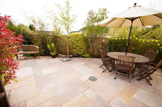  Image of 5 bedroom Detached house for sale in Baunton Lane Cirencester GL7 at Cirencester Gloucestershire, GL7 2NQ