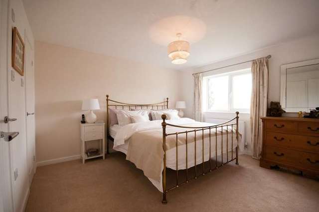  Image of 5 bedroom Detached house for sale in Baunton Lane Cirencester GL7 at Cirencester Gloucestershire, GL7 2NQ