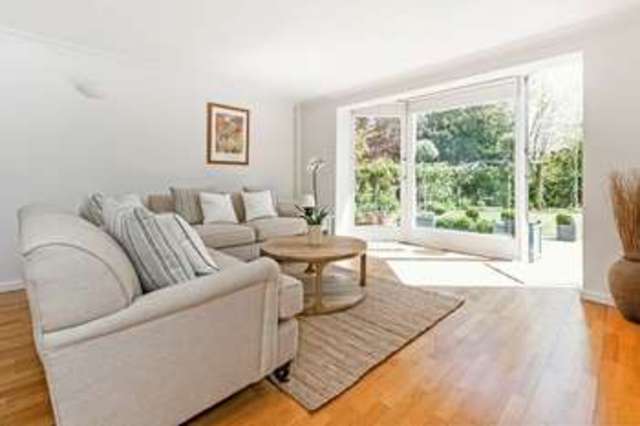  Image of 6 bedroom Terraced house for sale in Beaconsfield Road Clifton Bristol BS8 at Beaconsfield Road Clifton Bristol, BS8 2TR