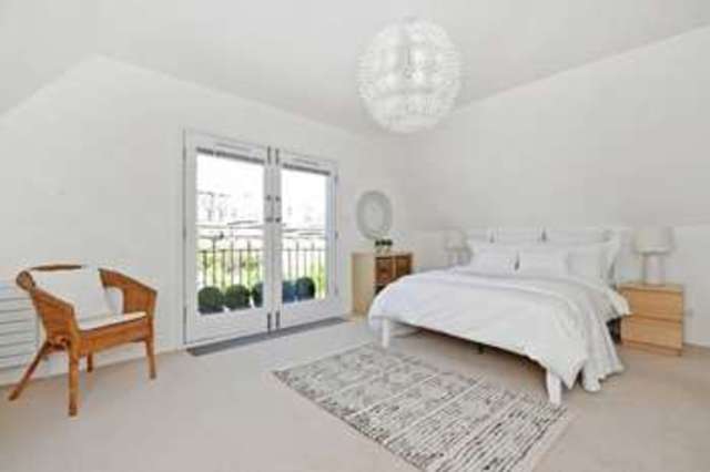  Image of 6 bedroom Terraced house for sale in Beaconsfield Road Clifton Bristol BS8 at Beaconsfield Road Clifton Bristol, BS8 2TR