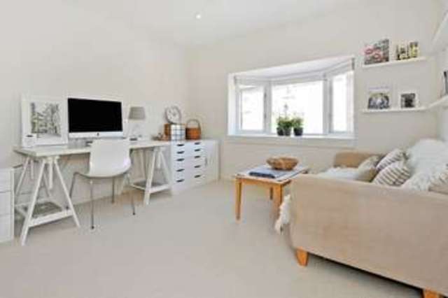  Image of 6 bedroom Terraced house for sale in Beaconsfield Road Clifton Bristol BS8 at Beaconsfield Road Clifton Bristol, BS8 2TR