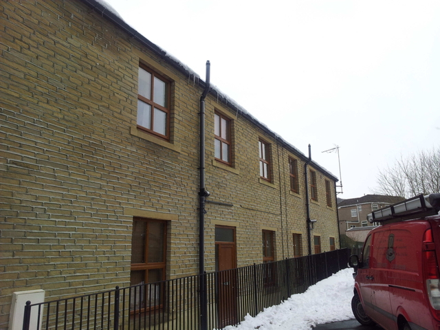  Image of 3 bedroom Semi-Detached house to rent in Reva Syke Road Clayton Bradford BD14 at Beck Mews  Reva Syke Road, Bradford, West, BD14 6QZ