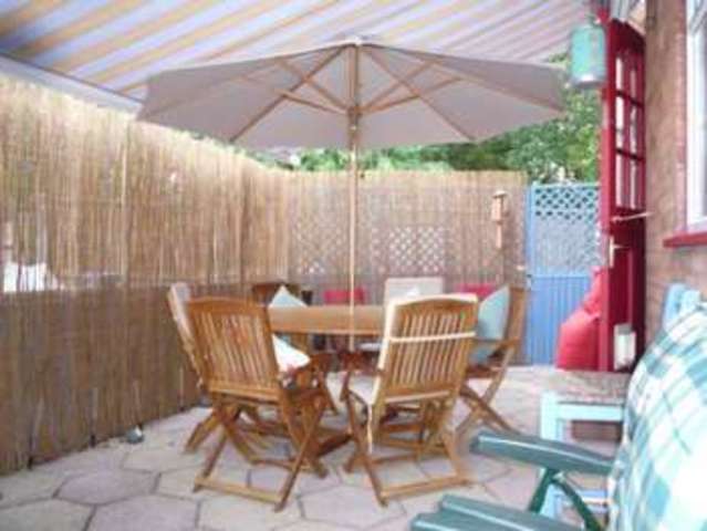  Image of 2 bedroom Flat for sale in Marriott Close Feltham TW14 at Marriott Close  Bedfont, TW14 9PZ