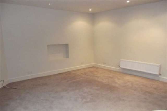  Image of 3 bedroom Detached house to rent in Beech Lane Wilmslow SK9 at Wilmslow, SK9 5ER