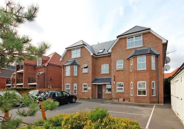  Image of 2 bedroom Flat for sale in Belle Vue Road Southbourne Bournemouth BH6 at Belle Vue Road Southbourne Bournemouth, BH6 3EL