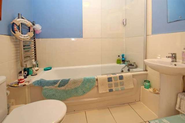  Image of 2 bedroom Flat for sale in Belle Vue Road Southbourne Bournemouth BH6 at Belle Vue Road Southbourne Bournemouth, BH6 3EL