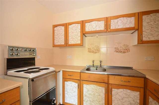  Image of 1 bedroom Retirement Property for sale in Belmont Road Leatherhead KT22 at Leatherhead Surrey Leatherhead, KT22 7DX