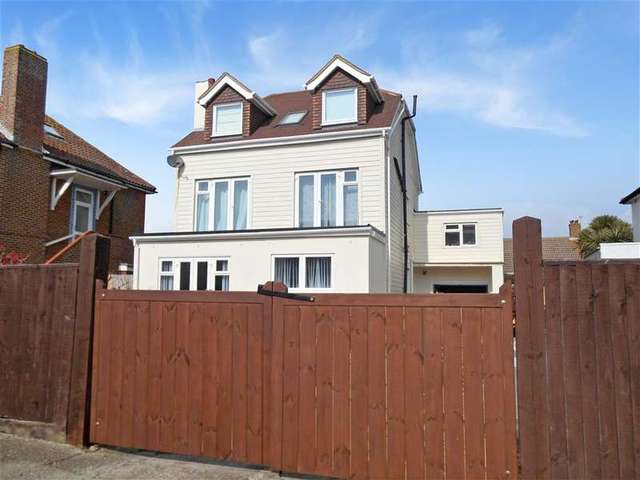  Image of 5 bedroom Detached house for sale in Bembridge Drive Hayling Island PO11 at Hayling Island Hampshire Hayling Island, PO11 9LU
