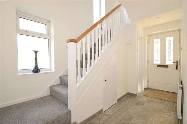  Image of 5 bedroom Detached house for sale in Bembridge Drive Hayling Island PO11 at Hayling Island Hampshire Hayling Island, PO11 9LU