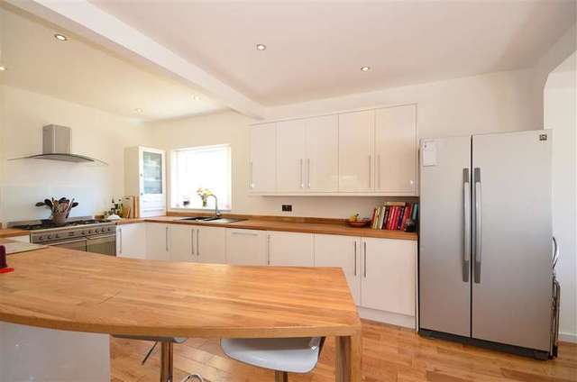  Image of 5 bedroom Detached house for sale in Bembridge Drive Hayling Island PO11 at Hayling Island Hampshire Hayling Island, PO11 9LU