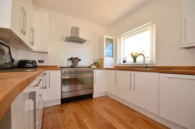  Image of 5 bedroom Detached house for sale in Bembridge Drive Hayling Island PO11 at Hayling Island Hampshire Hayling Island, PO11 9LU