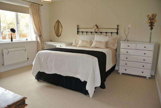  Image of 4 bedroom Detached house for sale in Berkeley Avenue Grantham NG31 at Berkeley Avenue  Grantham, NG31 8UA