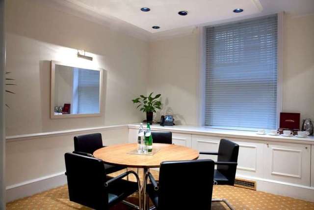  Image of Detached house to rent in Berkeley Square London W1J at Mayfair W1J London, W1J 6HE