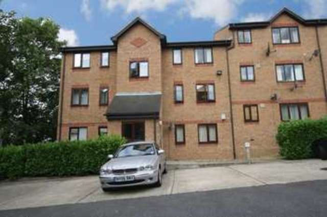  Image of 1 bedroom Flat to rent in Bernard Ashley Drive London SE7 at Bernard Ashley Drive  Charlton, SE7 7UD