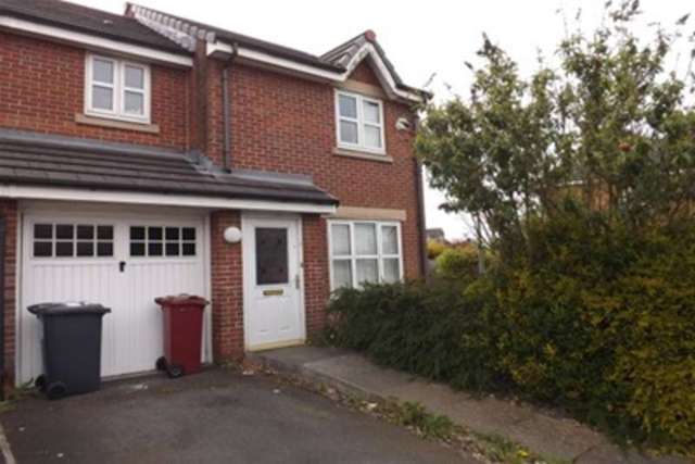  Image of 3 bedroom Detached house to rent in Besant Close Guide Blackburn BB1 at Blackburn, BB1 2RG