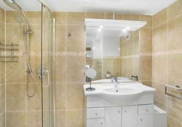  Image of 2 bedroom Flat for sale in Bethnal Green Road London E2 at Bethnal Green Road  London, E2 7DG