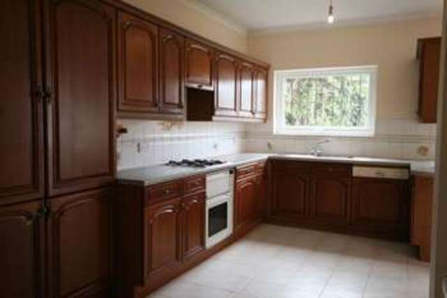 Image of 4 bedroom Semi-Detached house to rent in Beverley Gardens Stanmore HA7 at Beverley Gardens Harrow Stanmore, HA7 2AA