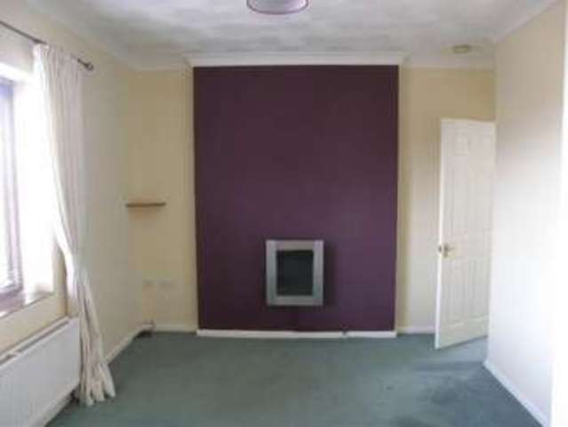  Image of 1 bedroom Flat to rent in Bicton Avenue Worcester WR5 at Bicton Avenue  Worcester, WR5 3TF