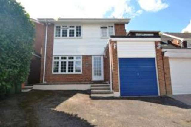  Image of 4 bedroom Detached house for sale in Glenside Billericay CM11 at Billericay Essex Billericay, CM11 2LY