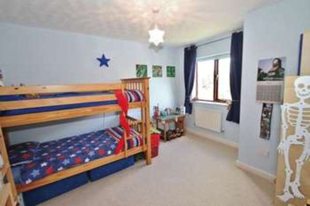  Image of 4 bedroom Detached house for sale in Birdlip Close Witney OX28 at Birdlip Close  Witney, OX28 5GE
