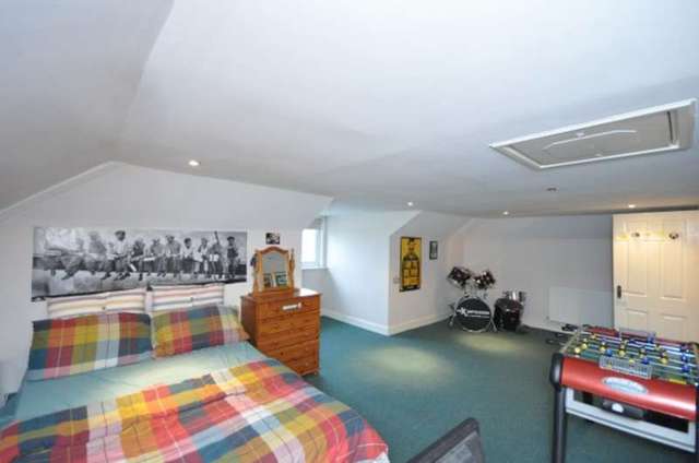  Image of 3 bedroom Bungalow for sale in Blair Road Coatbridge ML5 at Blair Road Blairhill Coatbridge, ML5 1NJ