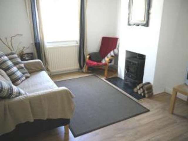  Image of 3 bedroom Bungalow for sale in Kings Road Blandford Forum DT11 at Blandford Forum Dorset Blandford Forum, DT11 7LB