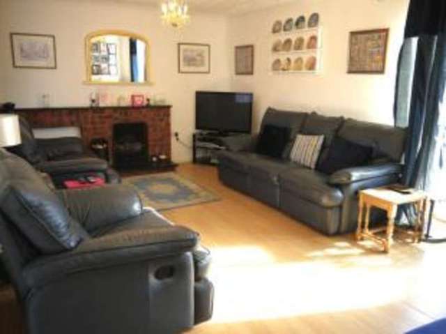  Image of 4 bedroom Detached house for sale in Lane Close Blandford Forum DT11 at Blandford Forum Dorset Blandford Forum, DT11 7XF