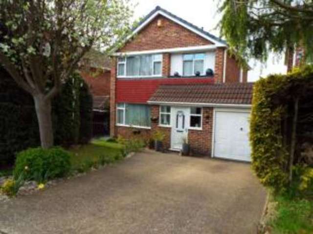  Image of 3 bedroom Detached house for sale in Blantyre Avenue Nottingham NG5 at Rise Park Nottingham Arnold, NG5 5DN