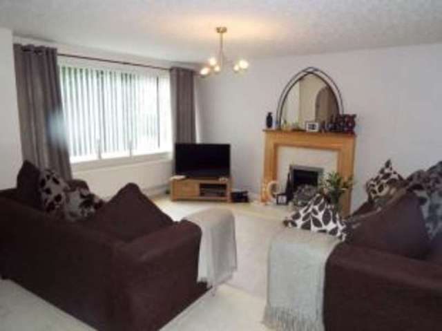  Image of 3 bedroom Detached house for sale in Blantyre Avenue Nottingham NG5 at Rise Park Nottingham Arnold, NG5 5DN