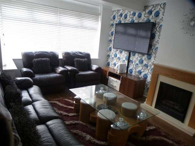  Image of 3 bedroom Terraced house for sale in Blenheim Avenue Chatham ME4 at Chatham Kent Chatham, ME4 6UU