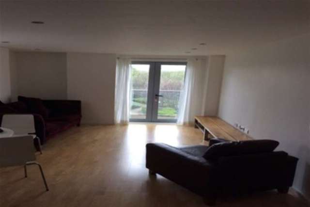  Image of 2 bedroom Flat to rent in Gotts Road Leeds LS12 at Leeds, LS12 1DL