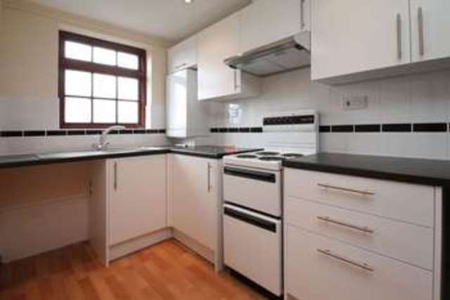  Image of 1 bedroom Flat to rent in Borstal Street Rochester ME1 at Borstal Street  Rochester, ME1 3JS
