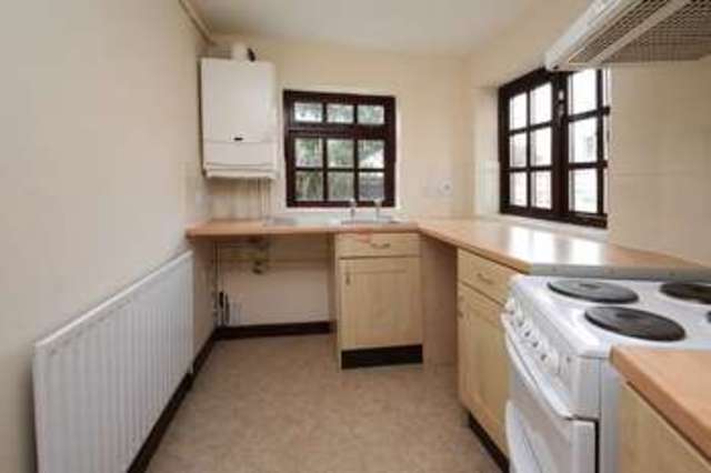  Image of 1 bedroom Flat to rent in Borstal Street Rochester ME1 at Borstal Street  Rochester, ME1 3JS