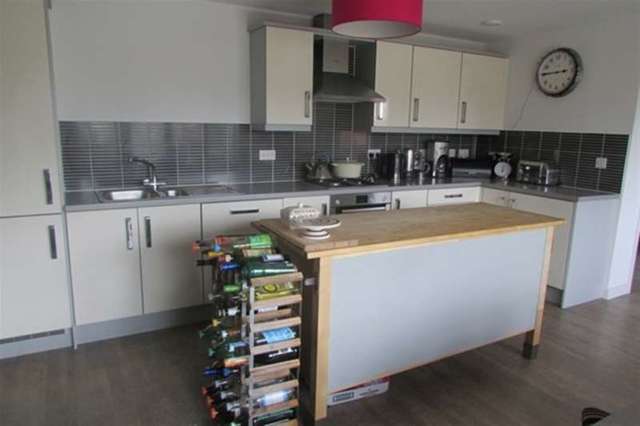  Image of 4 bedroom Terraced house for sale in Bosun Walk Street BA16 at Street, BA16 0FR