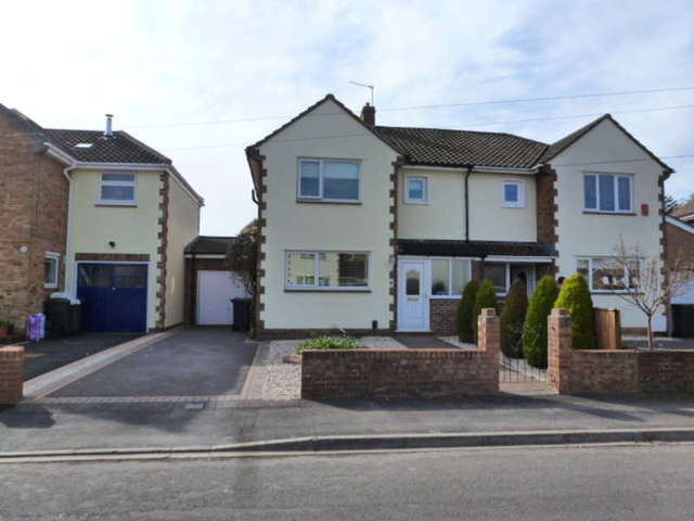  Image of 3 bedroom Semi-Detached house to rent in Bourne Close Winterbourne Bristol BS36 at Winterbourne Bristol Winterbourne, BS36 1PJ