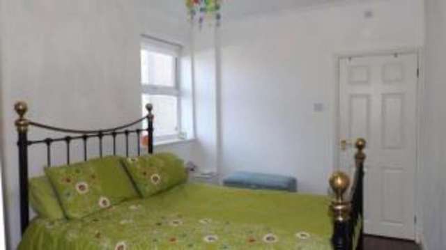  Image of 1 bedroom Flat for sale in Columbia Road Bournemouth BH10 at Ensbury Park Bournemouth Kinson, BH10 4EG