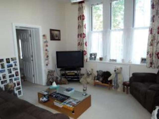  Image of 2 bedroom Flat for sale in Knyveton Road Boscombe Bournemouth BH1 at East Cliff Bournemouth Boscombe, BH1 3QJ