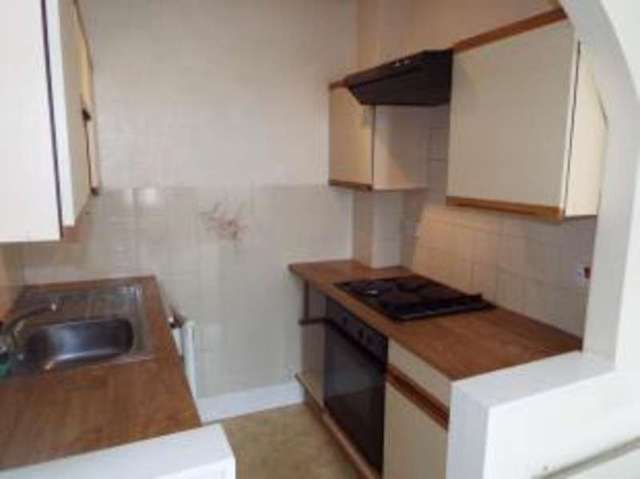  Image of 1 bedroom Flat for sale in Christchurch Road Bournemouth BH1 at Bournemouth Dorset Boscombe, BH1 4BD