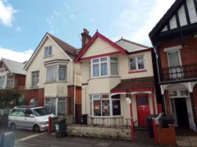  Image of 2 bedroom Flat for sale in Borthwick Road Boscombe Bournemouth BH1 at Bournemouth Dorset Boscombe, BH1 4ER