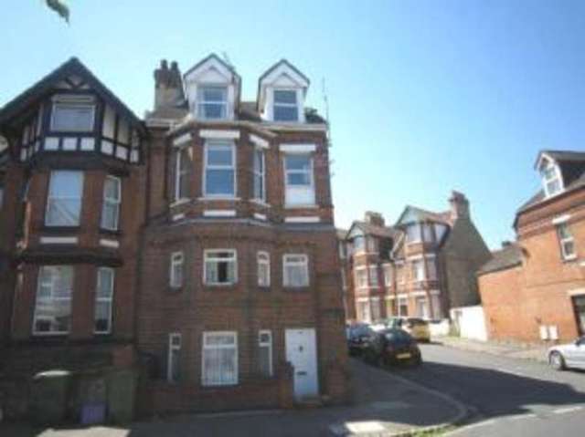  Image of 2 bedroom Flat for sale in Bournemouth Road Folkestone CT19 at Folkestone Kent Folkestone, CT19 5BA