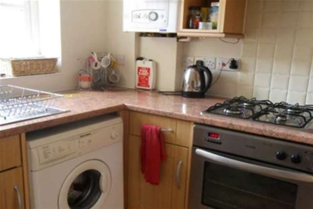  Image of 2 bedroom Terraced house to rent in Dartmoor Court Bovey Tracey Newton Abbot TQ13 at Newton Abbot, TQ13 9FG
