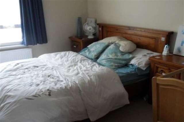  Image of 2 bedroom Terraced house to rent in Dartmoor Court Bovey Tracey Newton Abbot TQ13 at Newton Abbot, TQ13 9FG