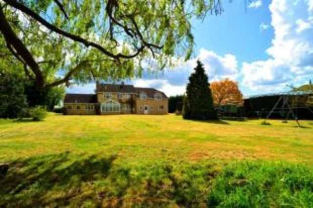  Image of 5 bedroom Detached house for sale in Bowers Hill Badsey Evesham WR11 at Nr Willersey Evesham Wickhamford, WR11 7HG