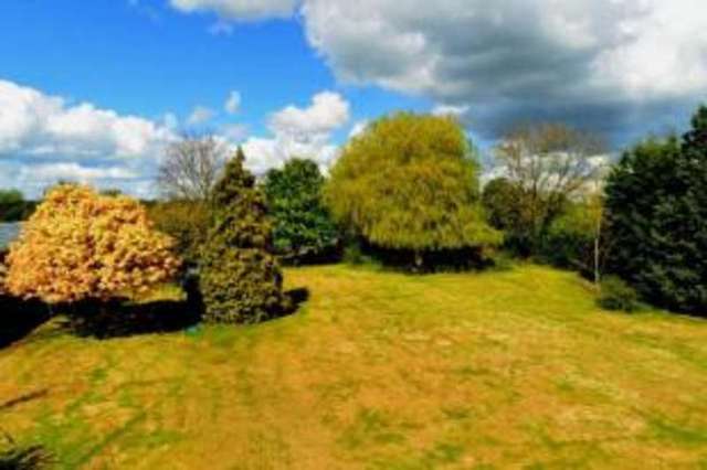  Image of 5 bedroom Detached house for sale in Bowers Hill Badsey Evesham WR11 at Nr Willersey Evesham Wickhamford, WR11 7HG