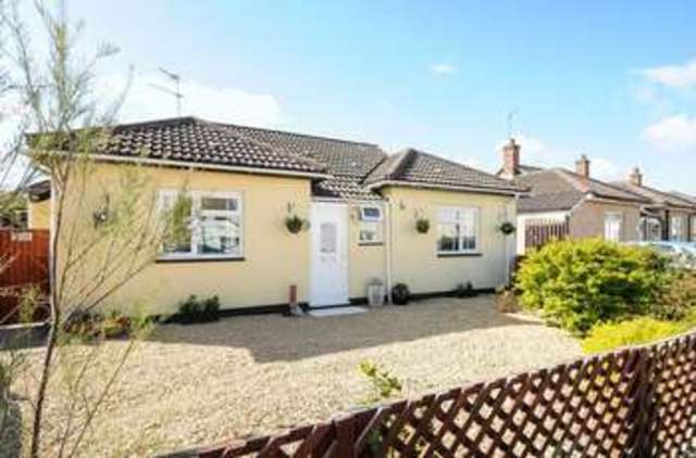  Image of 3 bedroom Detached house for sale in Bowyer Road Abingdon OX14 at Bowyer Road  Abingdon, OX14 2EW