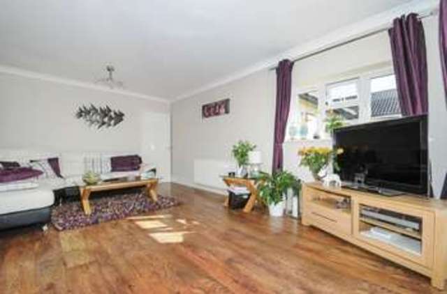  Image of 3 bedroom Detached house for sale in Bowyer Road Abingdon OX14 at Bowyer Road  Abingdon, OX14 2EW