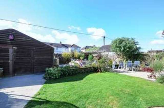  Image of 3 bedroom Detached house for sale in Bowyer Road Abingdon OX14 at Bowyer Road  Abingdon, OX14 2EW